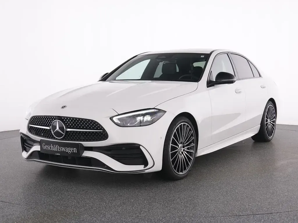 Gebraucht Mercedes C200 AMG 163 PS (119 kW) 2025 Weiß Limousine