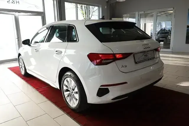 Usata Audi A3 Sportback e-tron Advanced 150 CV (110 kW) 2023 Bianco Utilitaria