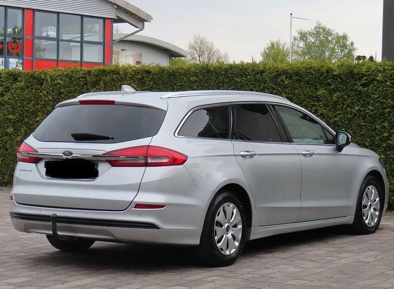 Gebraucht Ford Mondeo Titanium 150 PS (110 kW) 2021 Limousine