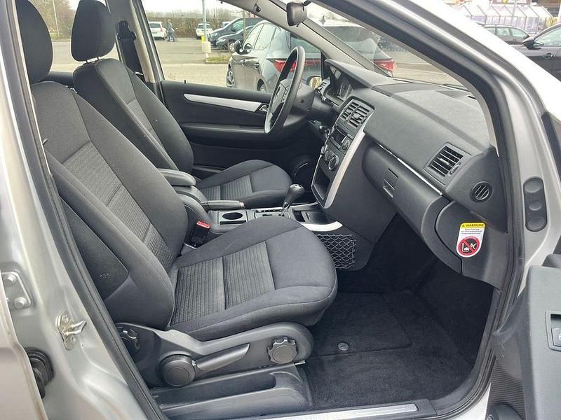 Gebraucht Mercedes B170 116 PS (85 kW) 2006 Silber Van / Kleinbus