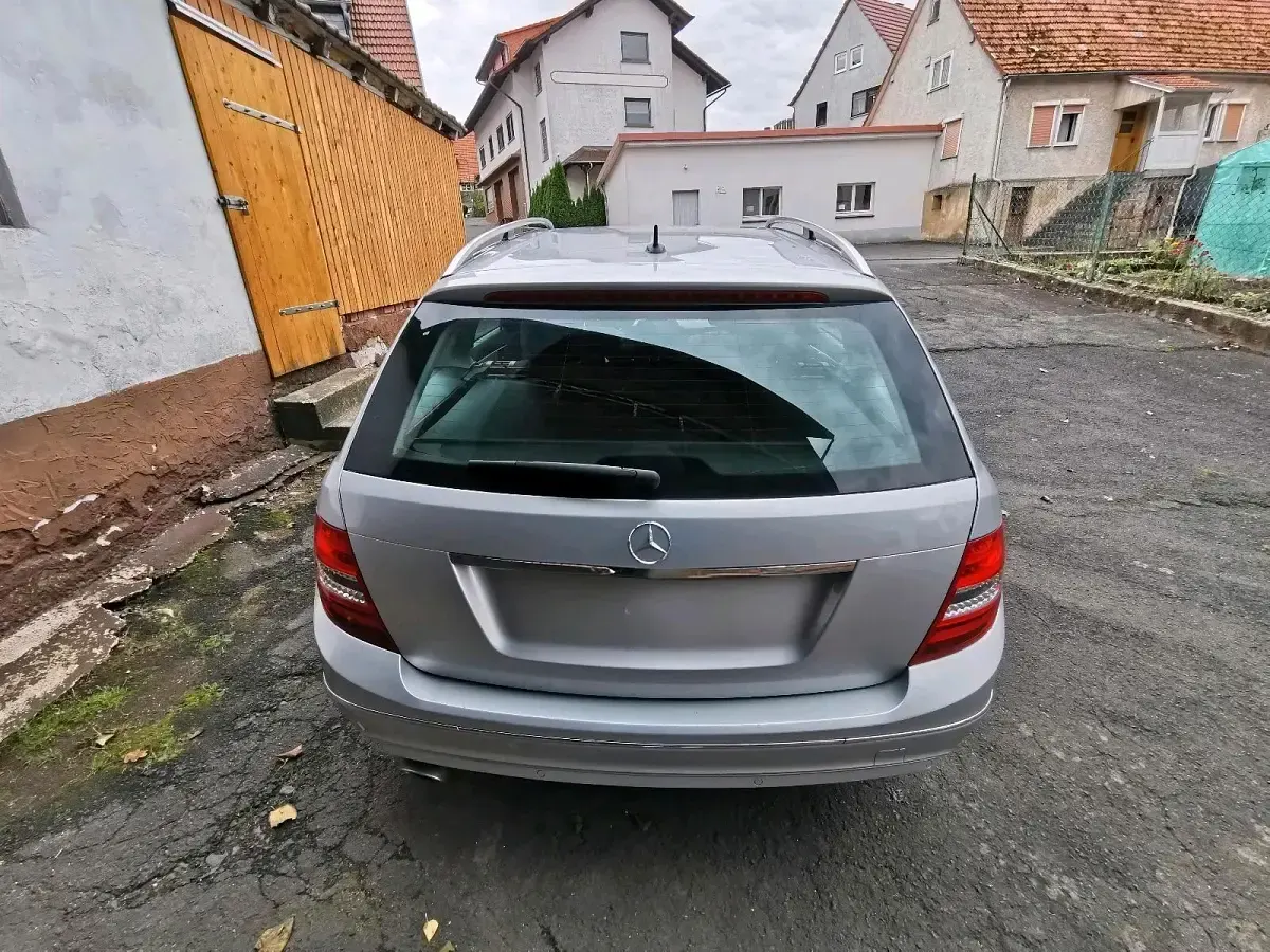 Gebraucht Mercedes C220 170 PS (125 kW) 2012 Silber Kombi