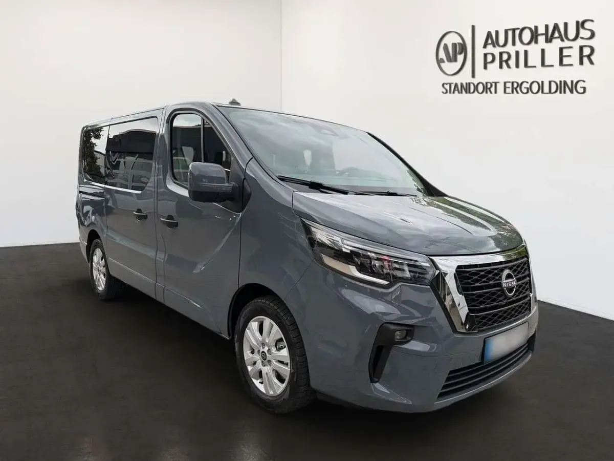 Gebraucht Nissan Primastar Tekna 170 PS (125 kW) 2026 Grau Van / Kleinbus