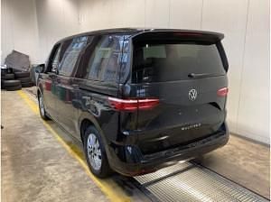 Gebraucht VW Multivan Life 150 PS (110 kW) 2025 Schwarz (deep black perleffekt) Van