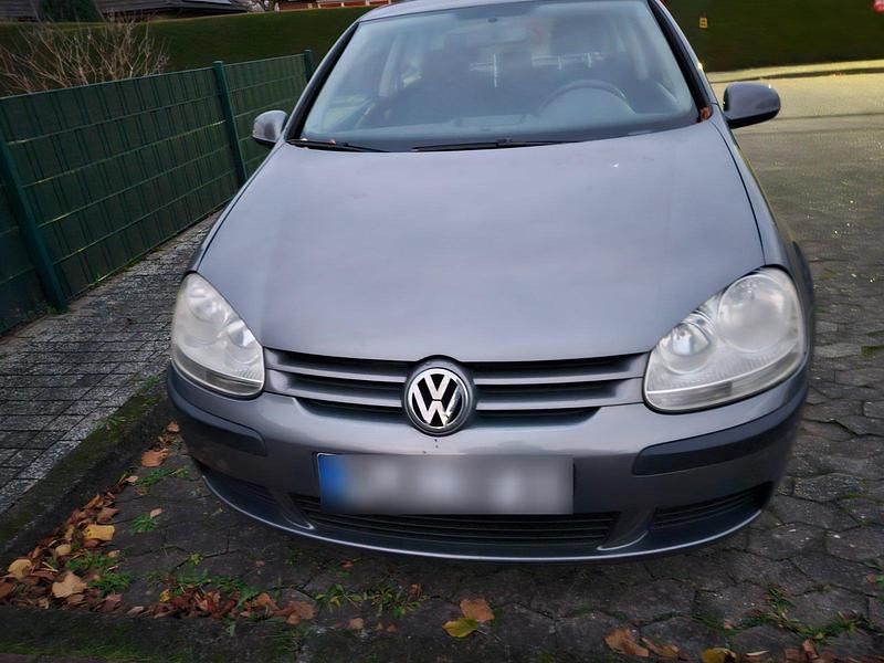 Gebraucht VW Golf V 105 PS (77 kW) 2005 Grau Kleinwagen