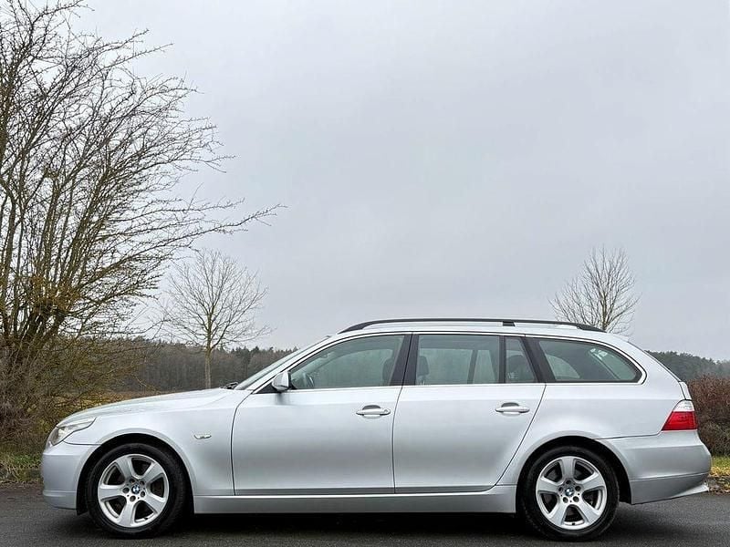 Gebraucht BMW 523 Advantage 190 PS (139 kW) 2008 Silber Kombi
