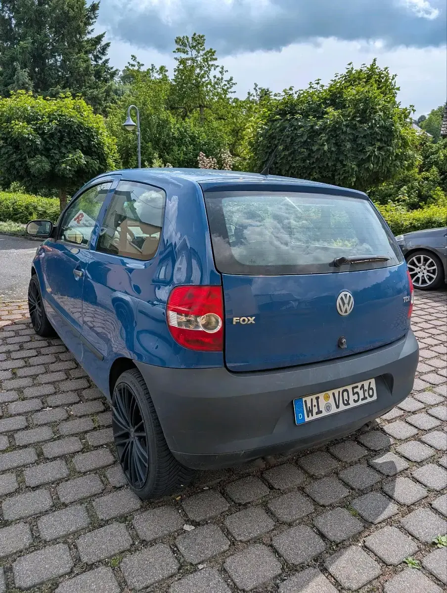 Gebraucht VW Fox 70 PS (51 kW) 2008 Blau Kleinwagen