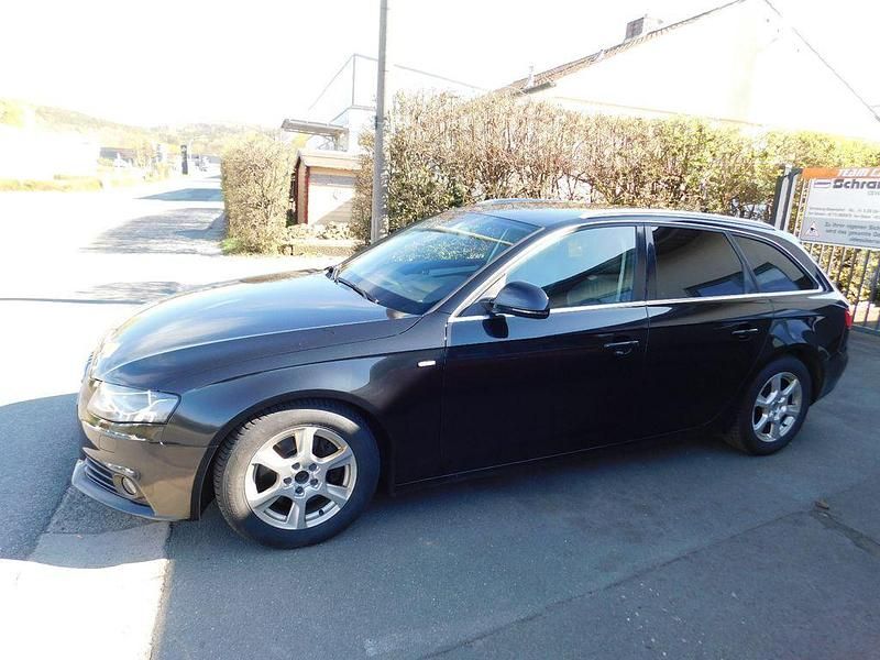 Gebraucht Audi A4 Ambition 160 PS (117 kW) 2008 Schwarz Kombi