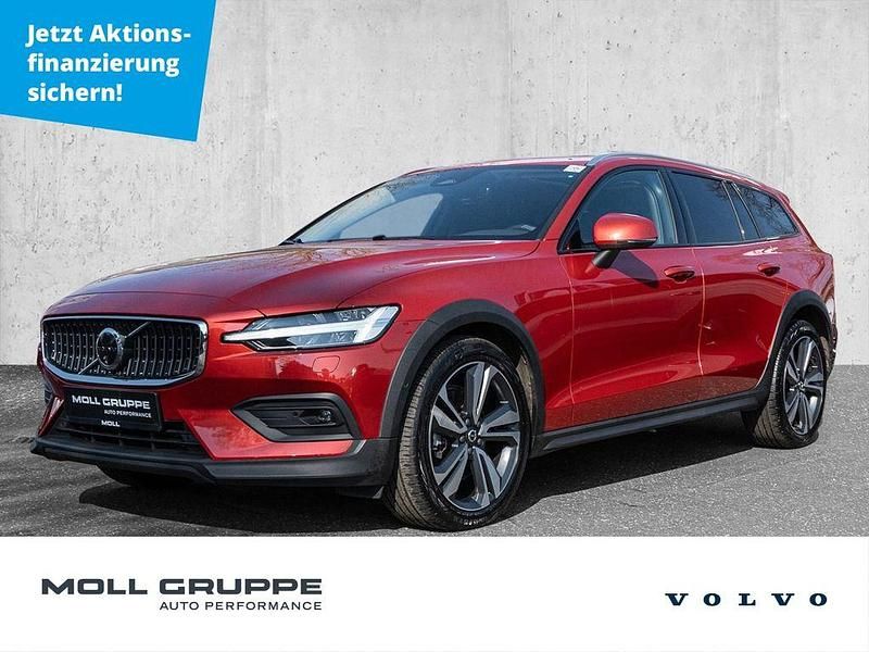 Gebraucht Volvo V60 CC Ultimate 197 PS (144 kW) 2023 Rot Kombi