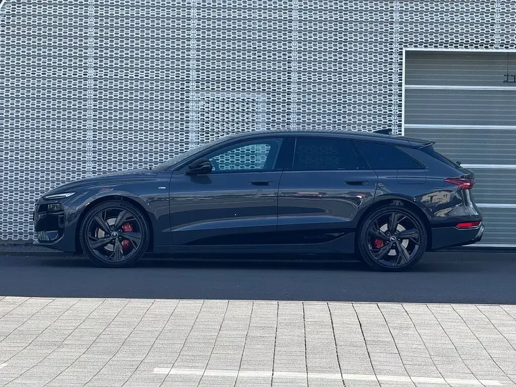 Ny Audi A6 e-tron S-Line 314 kW (428 HK) 2026 Grå Stationcar