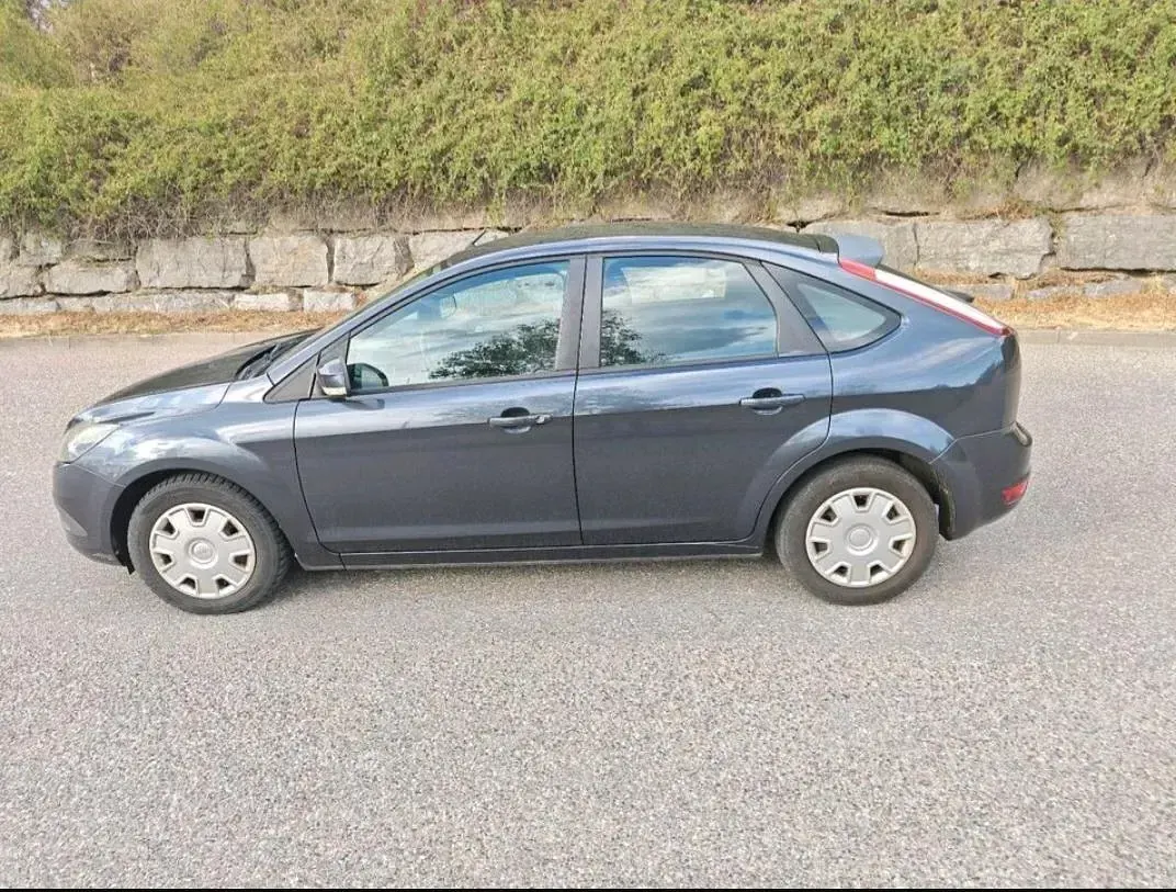 Gebraucht Ford Focus 90 PS (66 kW) 2009 Grau Limousine