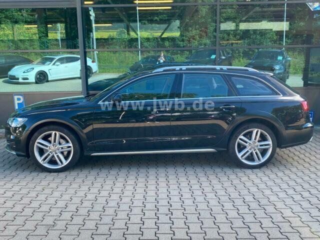 Gebraucht Audi A6 Allroad Business 320 PS (235 kW) 2018 Schwarz metallic Kombi