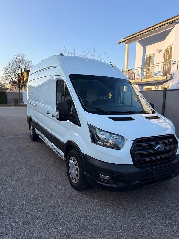 Gebraucht Ford Transit 170 PS (125 kW) 2023 Weiß Limousine