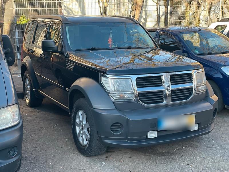 Gebraucht Dodge Nitro 177 PS (130 kW) 2007 Schwarz SUV