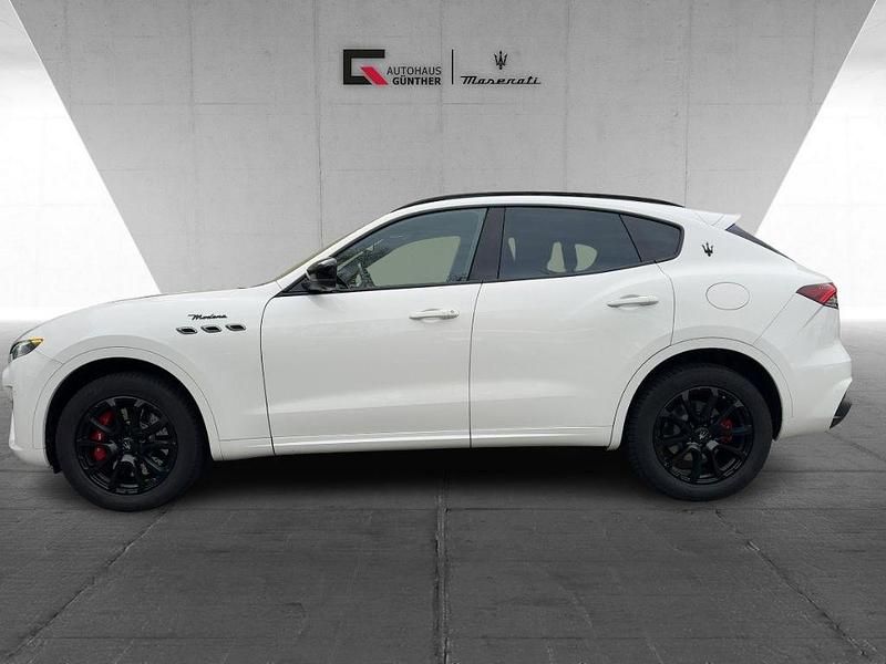 Gebraucht Maserati Levante 430 PS (316 kW) 2023 Bianco pastello SUV