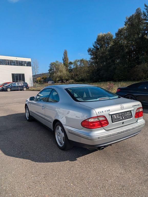 Gebraucht Mercedes CLK230 Elegance 193 PS (141 kW) 2000 Silber Coupé