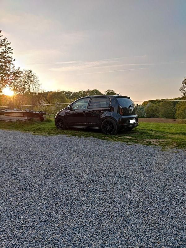 Gebraucht VW e-up! United 61 kW (83 PS) 2021 Schwarz Kleinwagen
