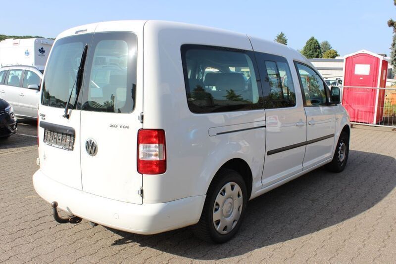 Gebraucht VW Caddy Maxi 140 PS (102 kW) 2011 Candy white Van / Kleinbus