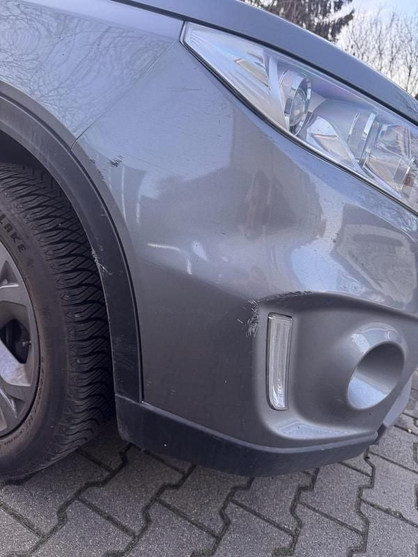 Gebraucht Suzuki Vitara 120 PS (88 kW) 2017 Silber SUV