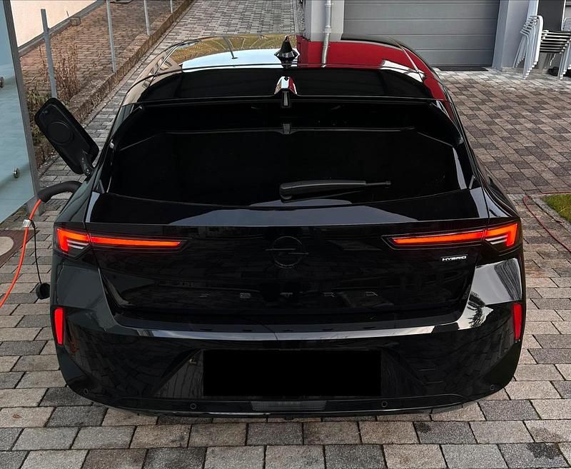 Gebraucht Opel Astra 181 PS (133 kW) 2025 Schwarz Limousine