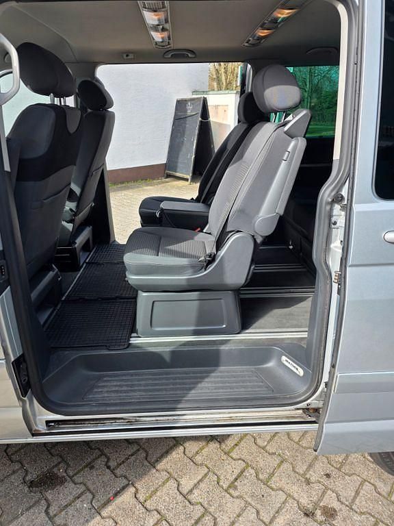 Second-hand VW T5 179 CP (131 kW) 2013 Argintiu Van