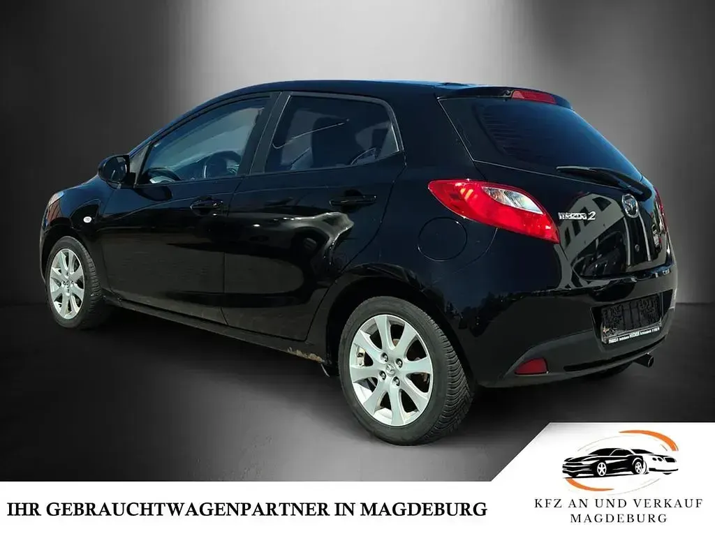 Gebraucht Mazda 2 Independence 75 PS (55 kW) 2009 Schwarz Kleinwagen
