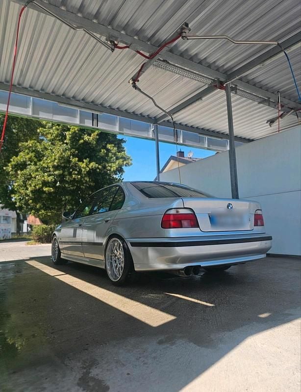 Gebraucht BMW 528 Shadowline 193 PS (141 kW) 1998 Silber Limousine