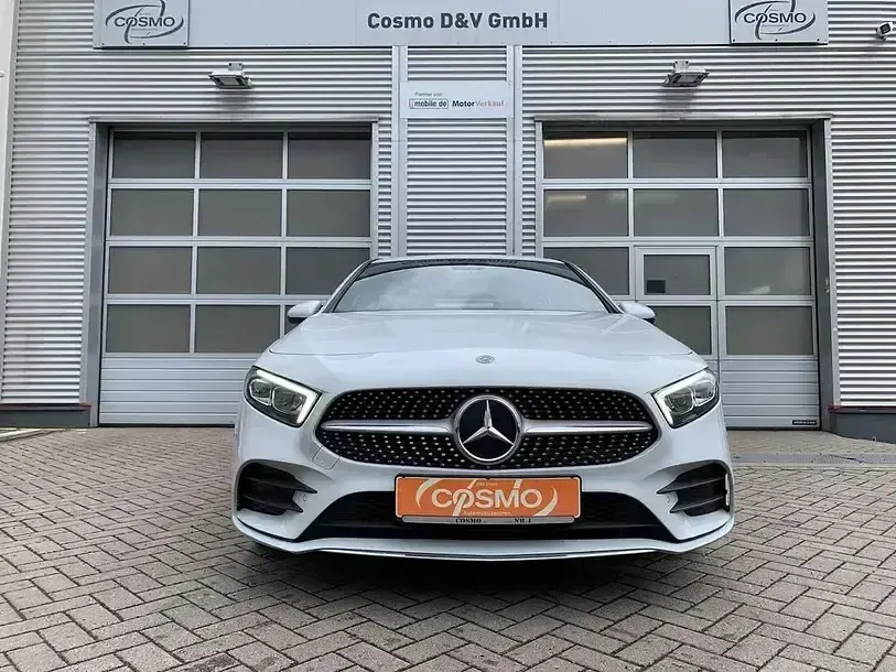 Gebraucht Mercedes A200 AMG line 163 PS (119 kW) 2020 Digitalweiss  metalliclack (metallic) Limousine
