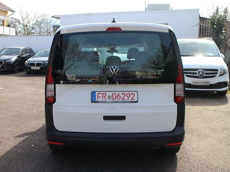 Gebraucht VW Caddy 102 PS (75 kW) 2022 Candyweiss iii Van / Kleinbus