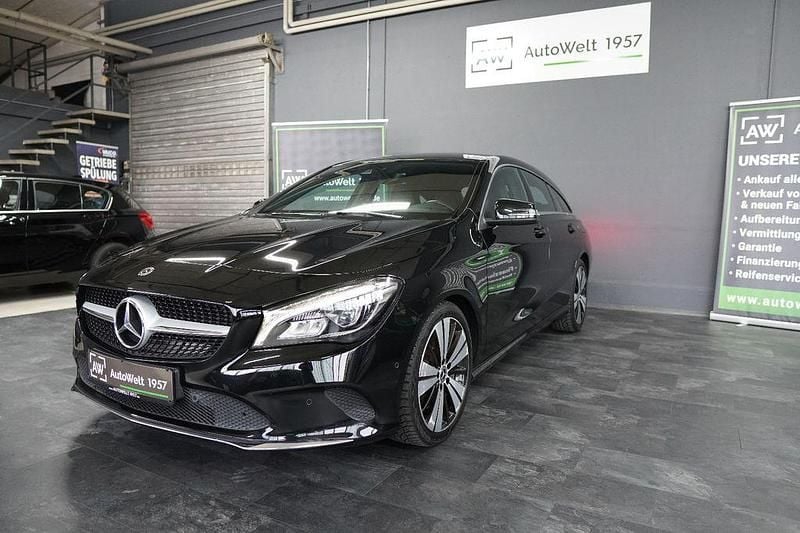 Gebraucht Mercedes CLA250 Shooting Brake 211 PS (155 kW) 2017 Schwarz Kombi