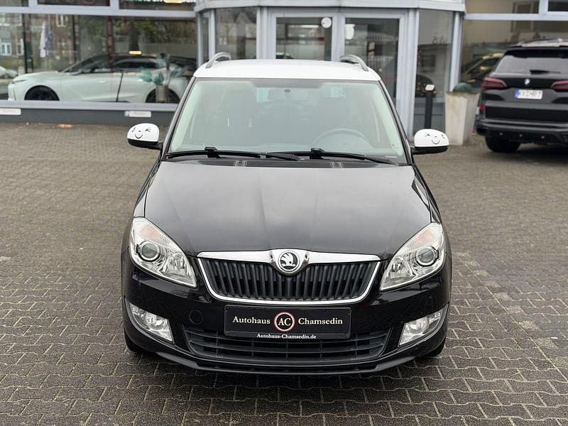 Schwarz Gebraucht 2013 Skoda Fabia Fresh Limousine | 5.499 € (Fairer Preis) - Bild 1/4