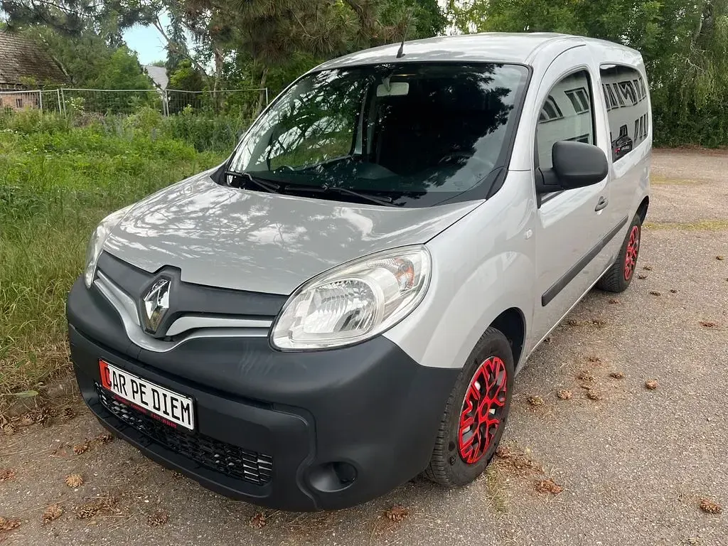 Gebraucht Renault Kangoo Rapid Extra 90 PS (66 kW) 2016 Silber Van / Kleinbus