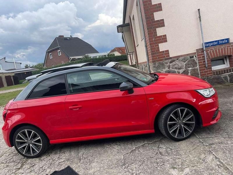 Gebraucht Audi A1 Design 95 PS (69 kW) 2016 Rot Kleinwagen