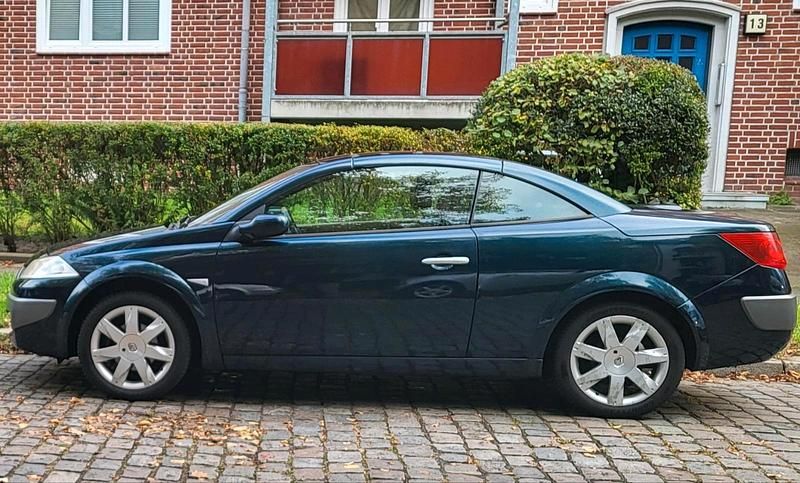 Grün Gebraucht 2006 Renault Mégane Cabriolet Cabrio | 1.750 € (Guter Preis) - Bild 1/4