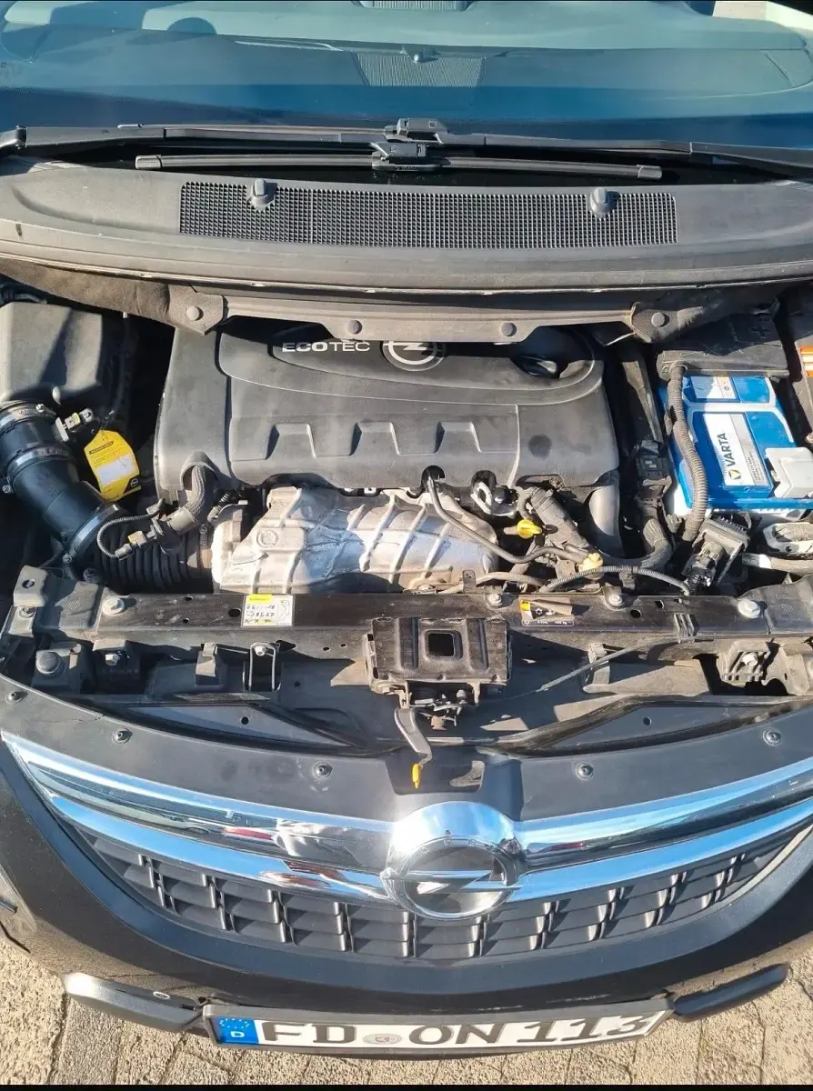 Gebraucht Opel Zafira 165 PS (121 kW) 2012 Schwarz Van / Kleinbus