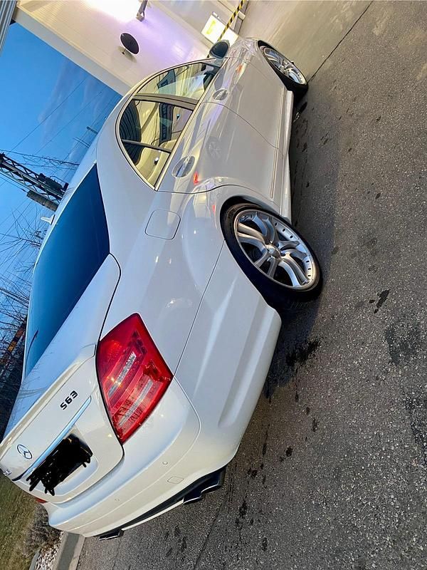 Usata Mercedes S350 272 CV (200 kW) 2007 Bianco Berlina