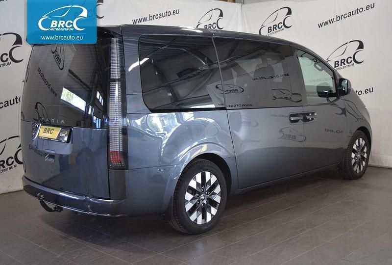Gebraucht Hyundai Staria Premium 177 PS (130 kW) 2021 Grau Van / Kleinbus