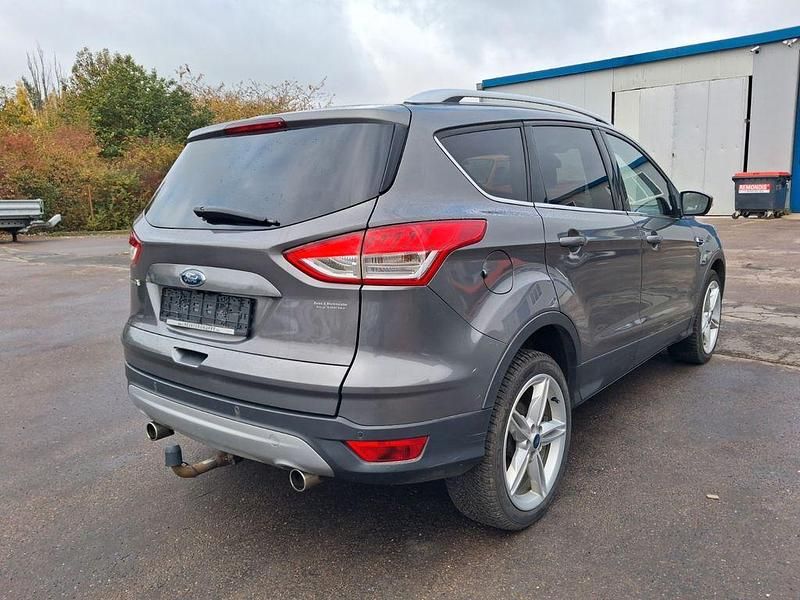 Gebraucht Ford Kuga Titanium 163 PS (119 kW) 2013 Grau SUV