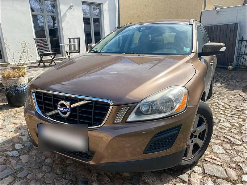 Gebraucht Volvo XC60 178 PS (130 kW) 2011 Braun SUV