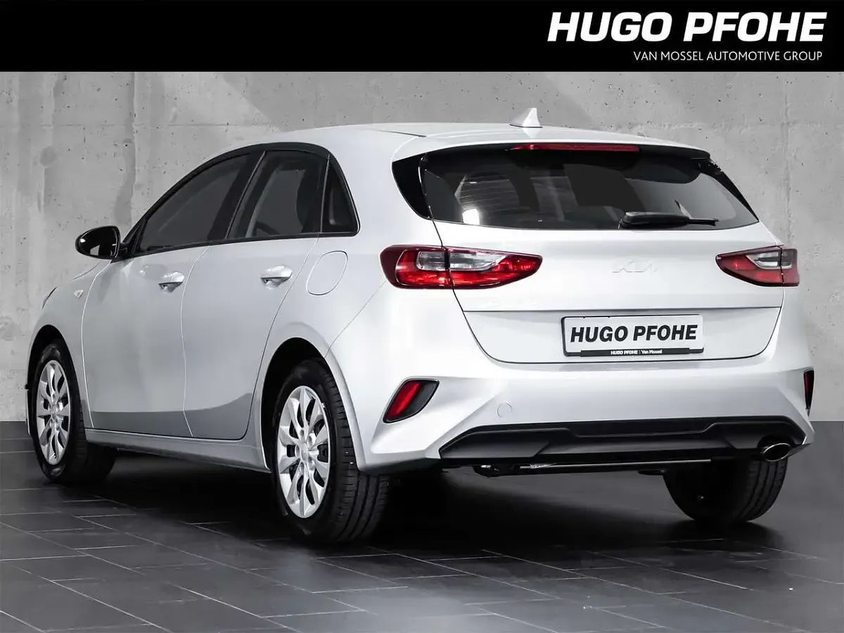 Gebraucht Kia Ceed Edition 7 101 PS (74 kW) 2024 Silber Kleinwagen