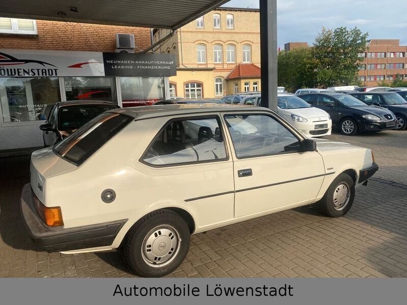Gebraucht Volvo 340 68 PS (50 kW) 1986 Weiß Limousine