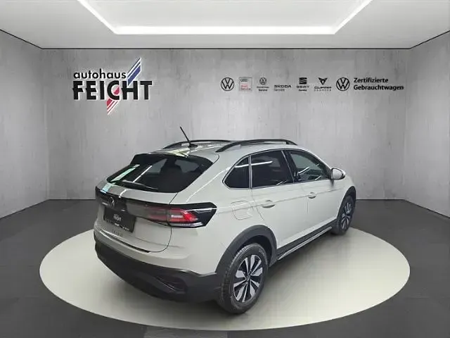 Gebraucht VW Taigo Move 110 PS (80 kW) 2023 Grau SUV
