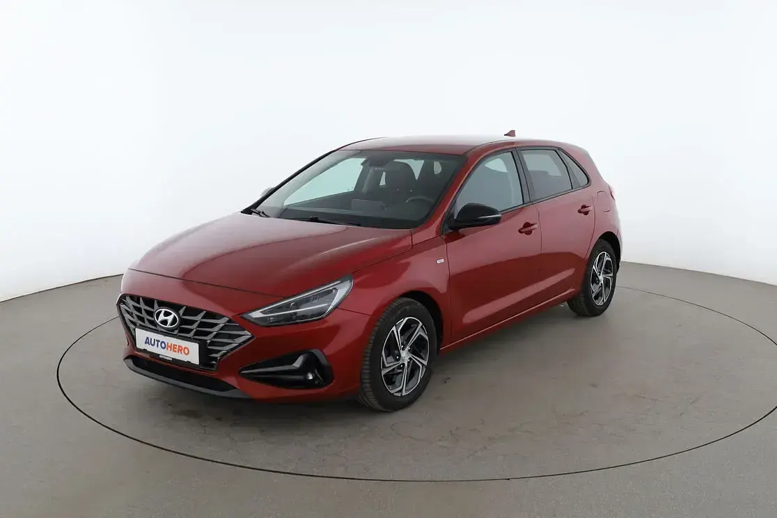 Gebraucht Hyundai i30 Intro Edition 120 PS (88 kW) 2021 Limousine