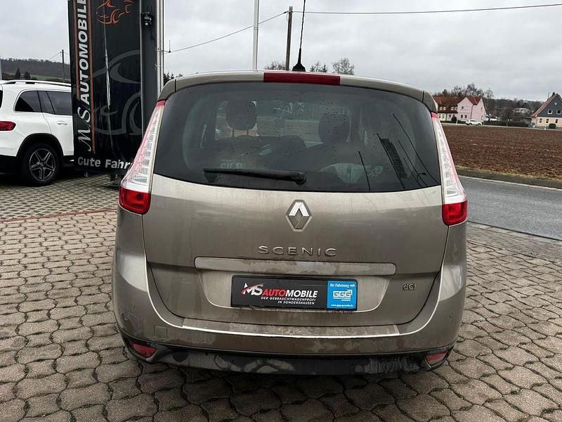Gebraucht Renault Scénic III Dynamique 131 PS (96 kW) 2011 Beige Van / Kleinbus