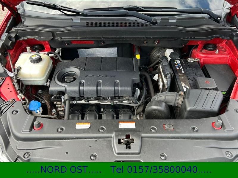 Gebraucht SsangYong Korando 150 PS (110 kW) 2018 Rot SUV