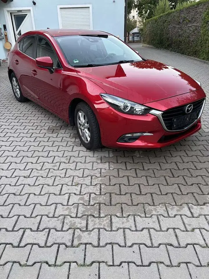 Gebraucht Mazda 3 Center-Line 120 PS (88 kW) 2019 Rot Kleinwagen