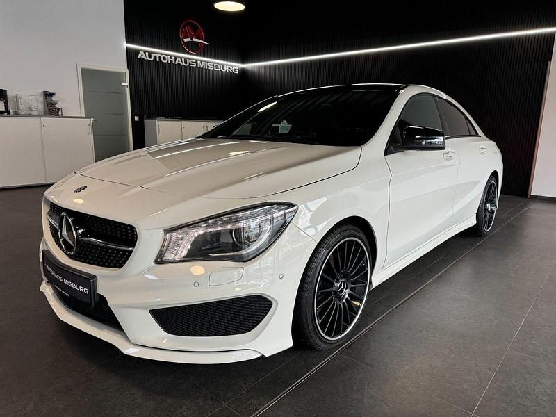 Calcitweiss unilack Gebraucht 2014 Mercedes CLA200 AMG line Coupé | 18.990 € (Etwas zu teuer) - Bild 1/4