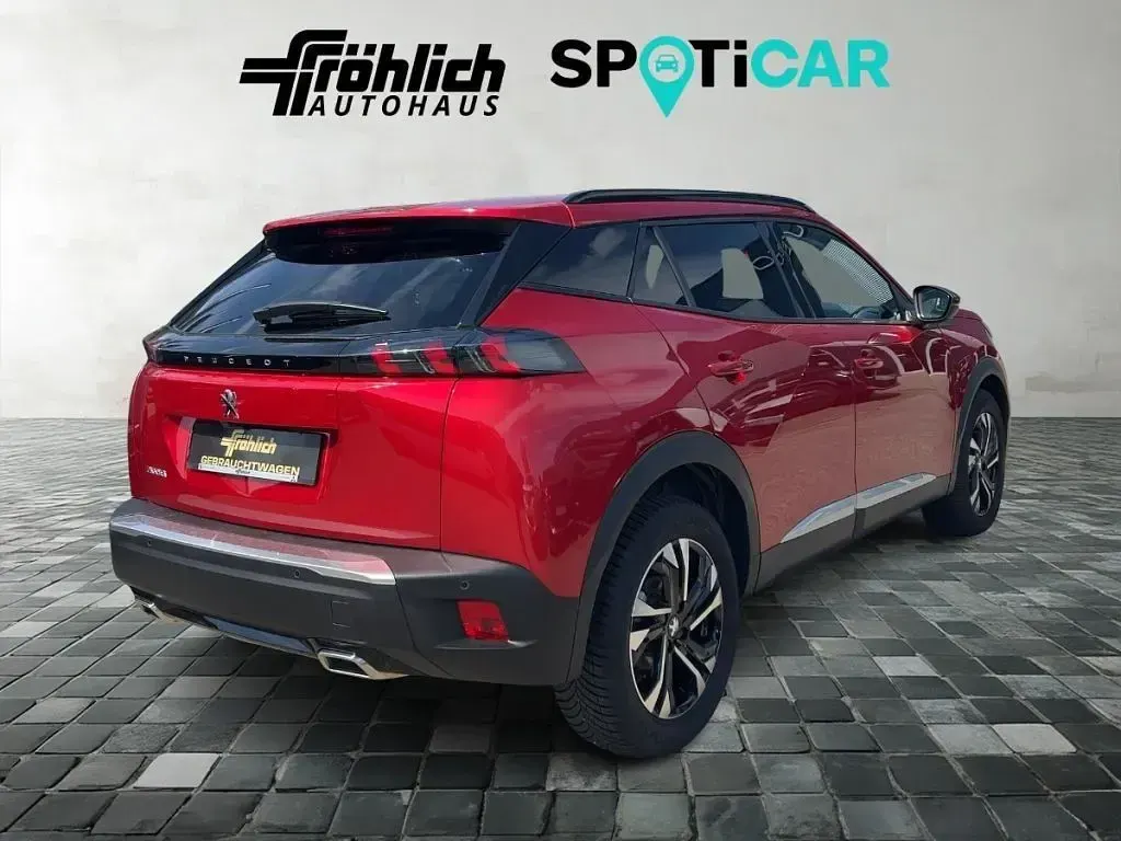 Gebraucht Peugeot 2008 Allure 131 PS (96 kW) 2022 Rot SUV