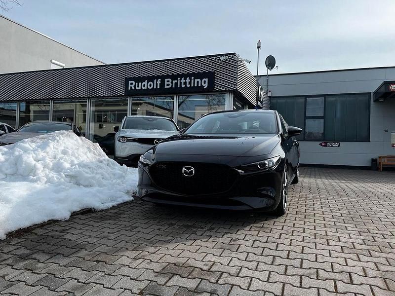 Neu Mazda 3 Center-Line 140 PS (102 kW) 2026 Schwarz Limousine