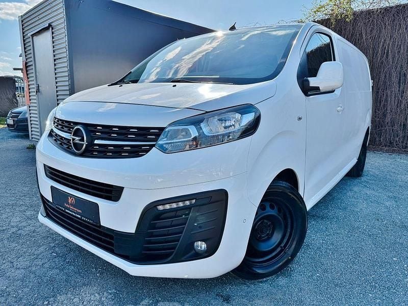 Gebraucht Opel Vivaro 177 PS (130 kW) 2019 Weiß Van / Kleinbus
