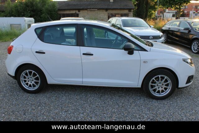 Gebraucht Seat Ibiza Reference 69 PS (50 kW) 2011 Weiß Limousine